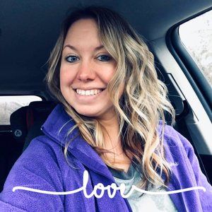 Meet your Posher, Steph